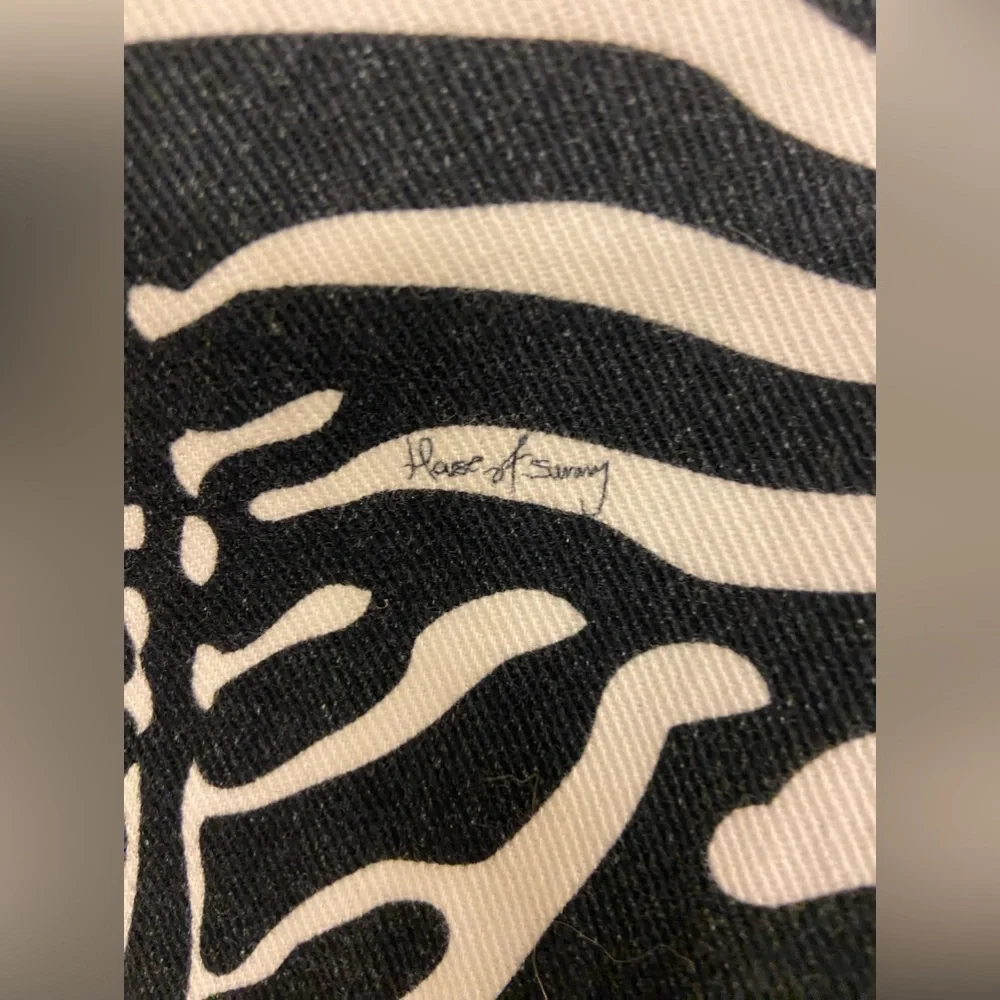 House of Sunny Zebra Print Ankle Jeans - Picture 6 of 11